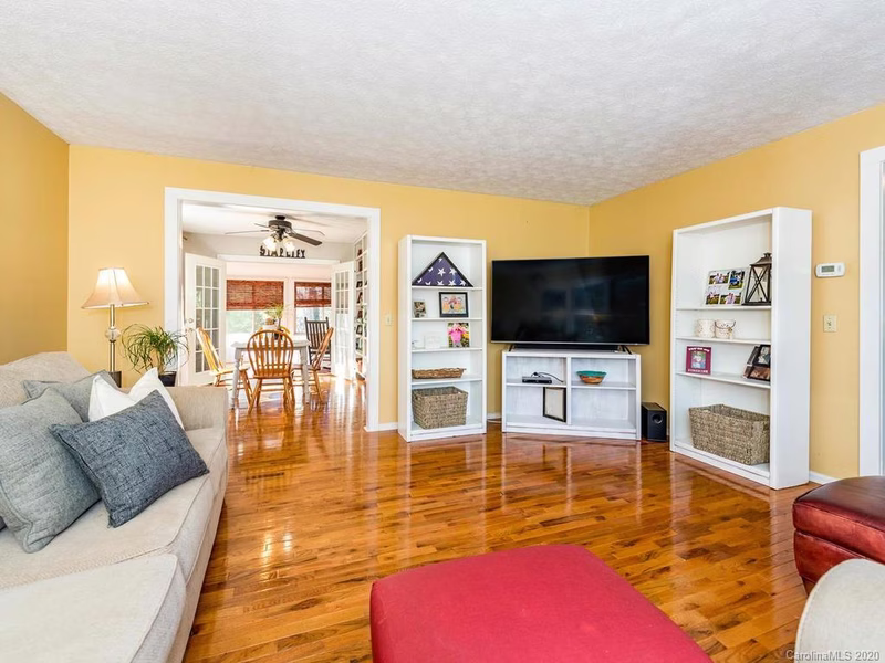 Property image 3 at 203 Applecross Lane, Hendersonville, NC 28791