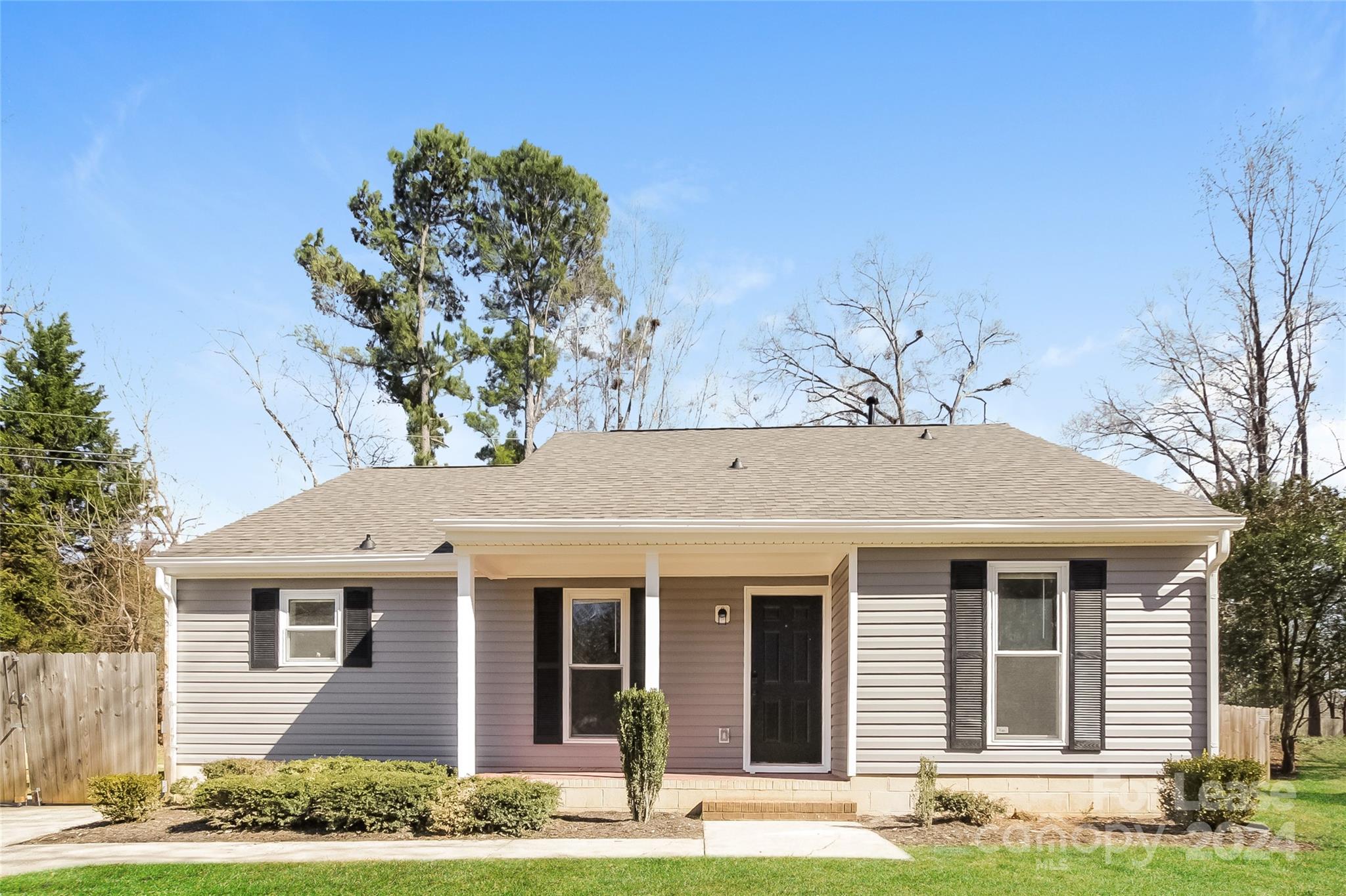 Property image 3 of 10353 Roundhouse Circle in Lawyers Station, Mint Hill, NC 28227