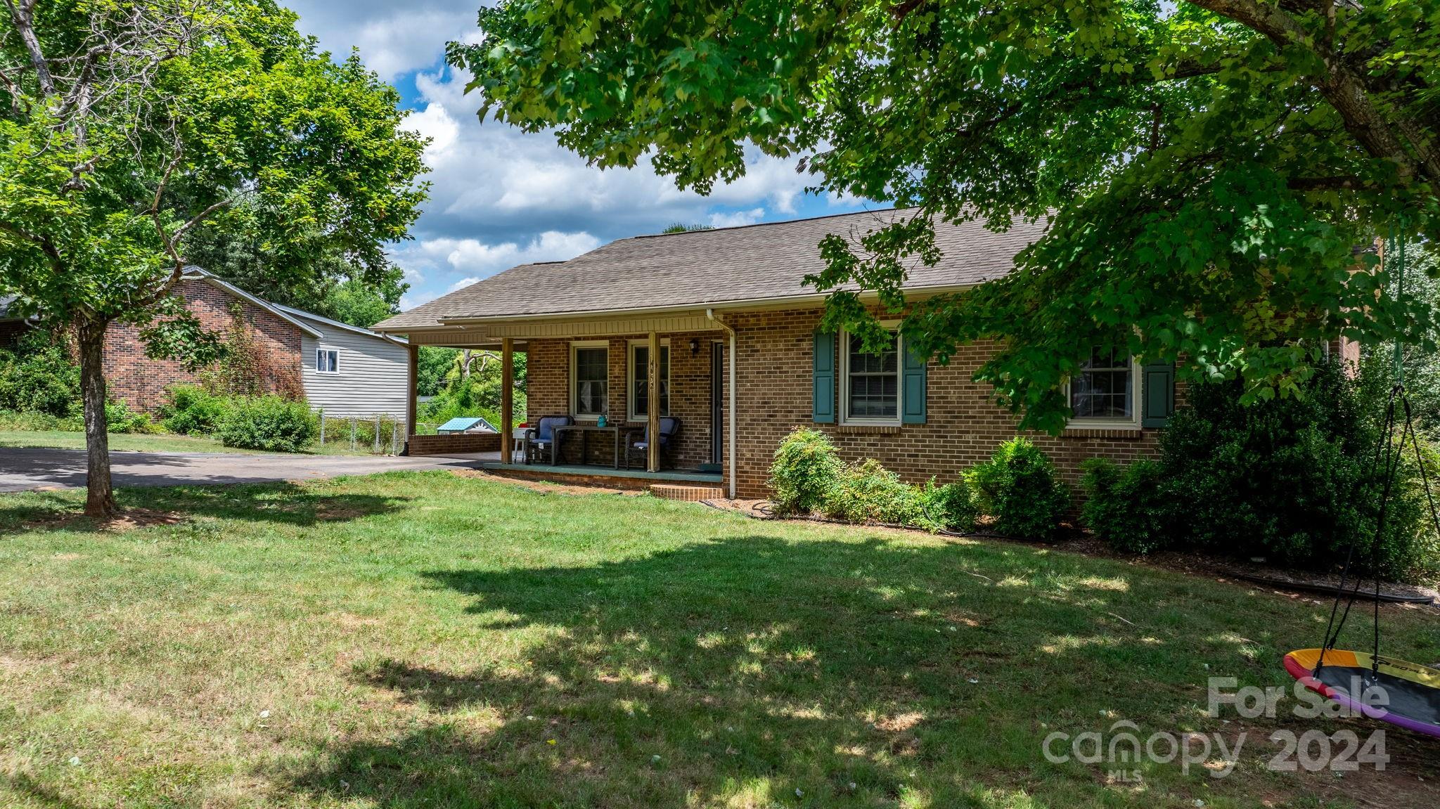 Property image 4 of 4652 Bethel Church Road in Jamestowne, Hickory, NC 28602