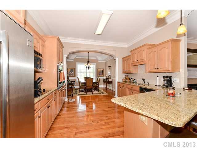 Property image 5 of 2805 Levinfield Court in Levinwood, Lincolnton, NC 28092