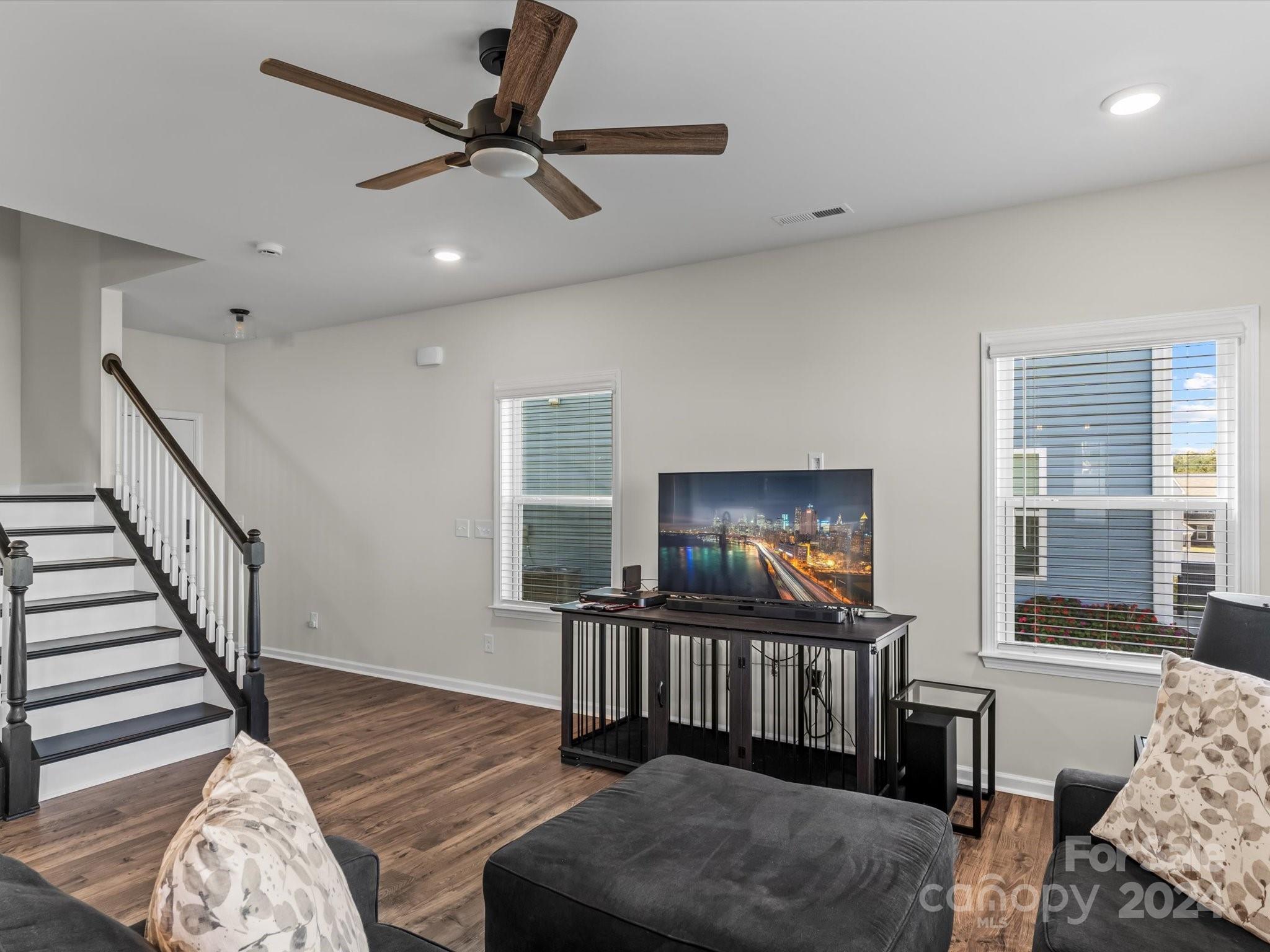 Property image 5 of 354 Bluebonnet Drive in Shay Crossing, Salisbury, NC 28146