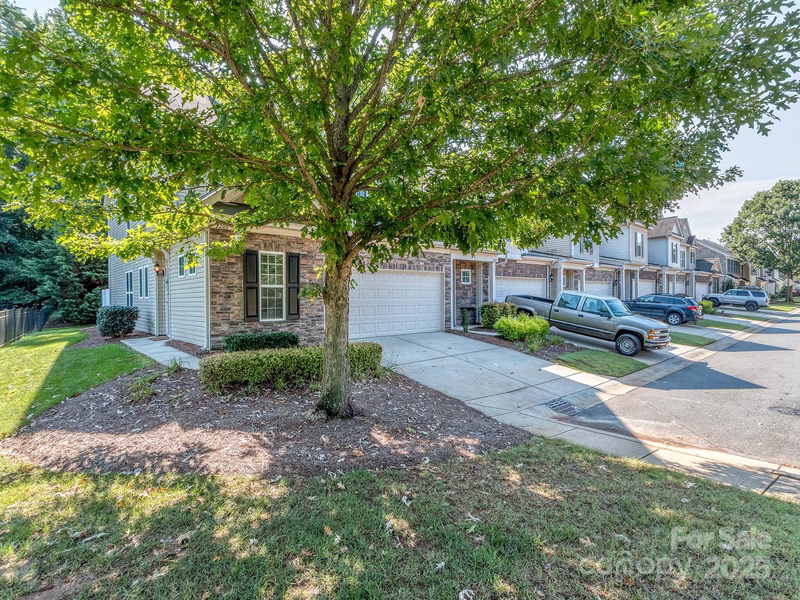 Property image 2 at 2203 Whitford Lane, Charlotte, NC 28210