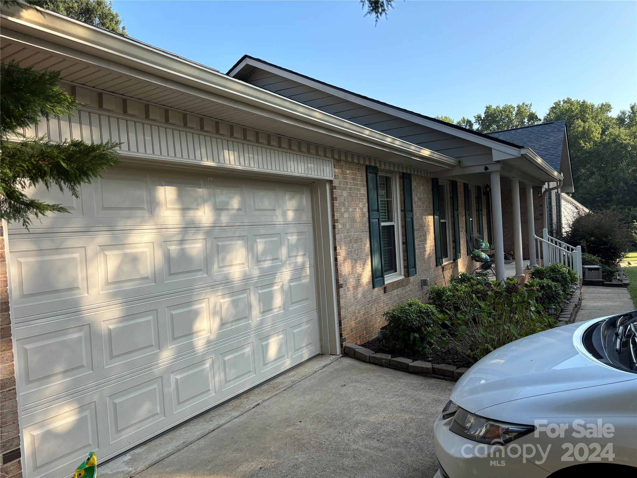 Property image 4 of 905 Sandy Lane in Forest Brook, Gastonia, NC 28056
