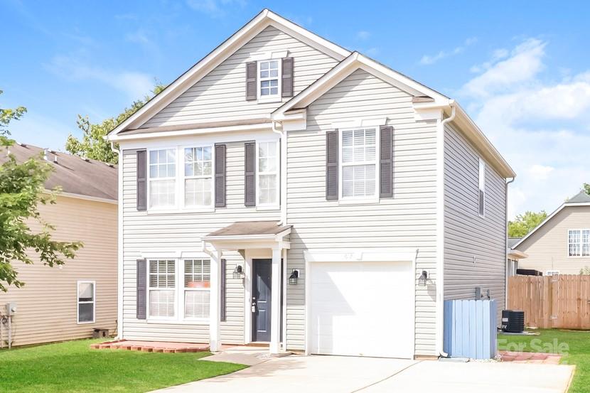 Property image 3 of 612 Carybrook Court in Hunter Park, York, SC 29745
