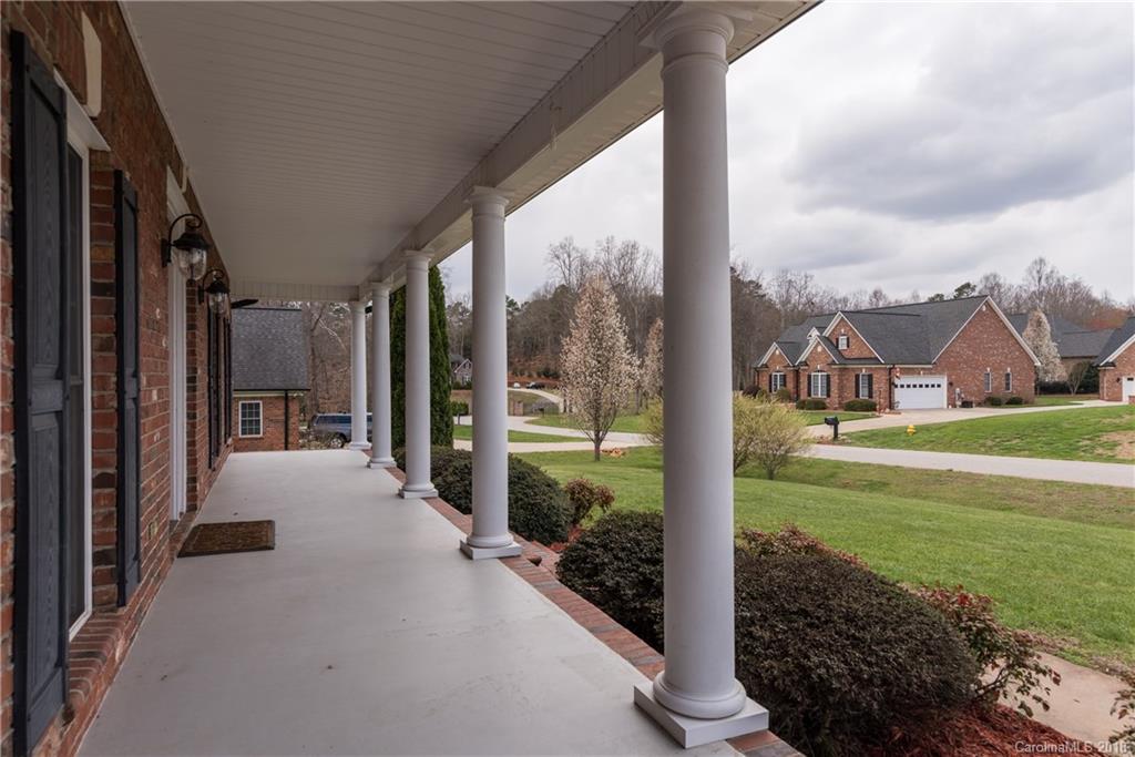 Property image 3 of 2860 Wheatfield Court in Levinwood, Lincolnton, NC 28092