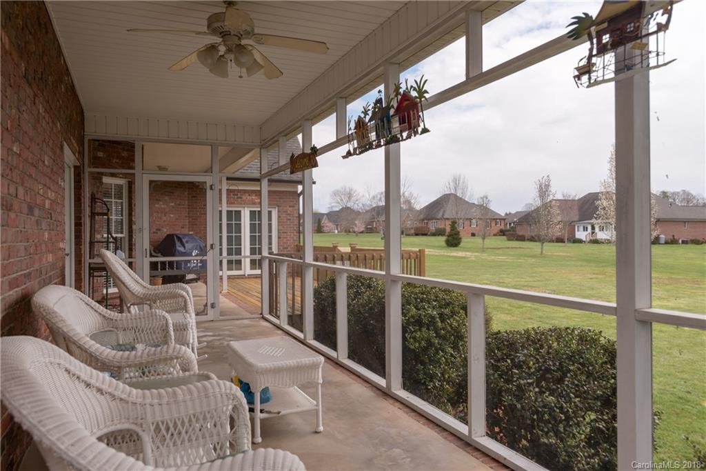 Property image 4 of 2860 Wheatfield Court in Levinwood, Lincolnton, NC 28092