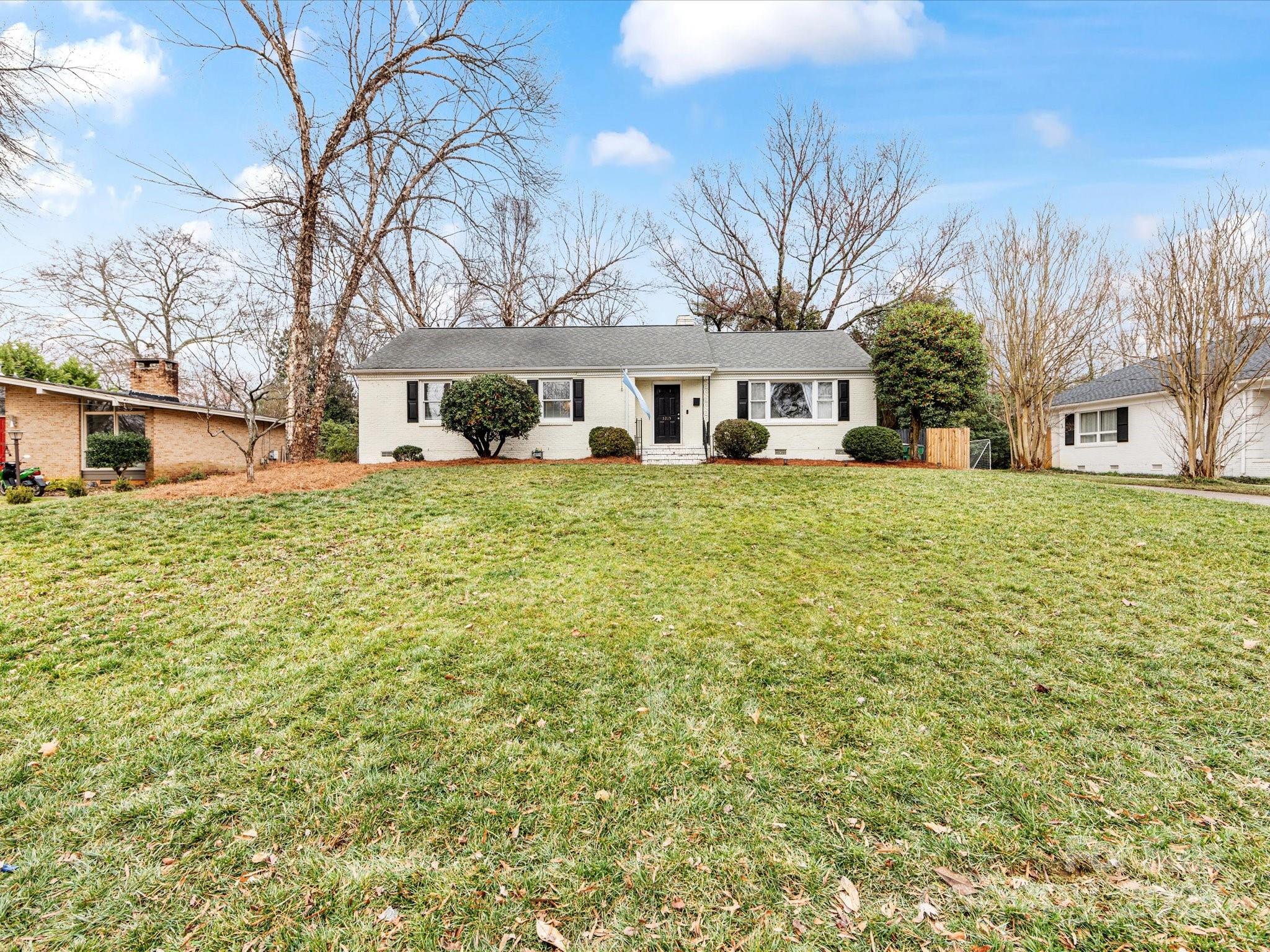 Property image 3 of 3215 Frederick Place in Spring Valley, Charlotte, NC 28210