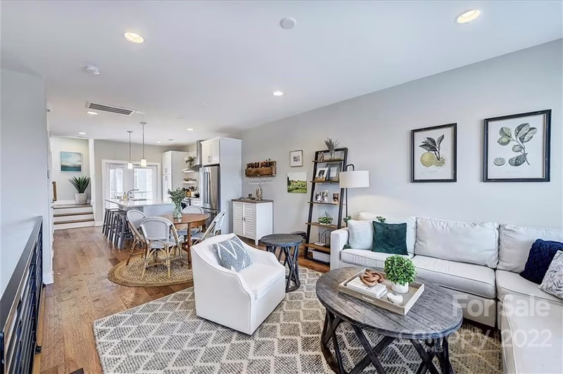 Property image 3 at 410 Southend Crossing Lane, Charlotte, NC 28203