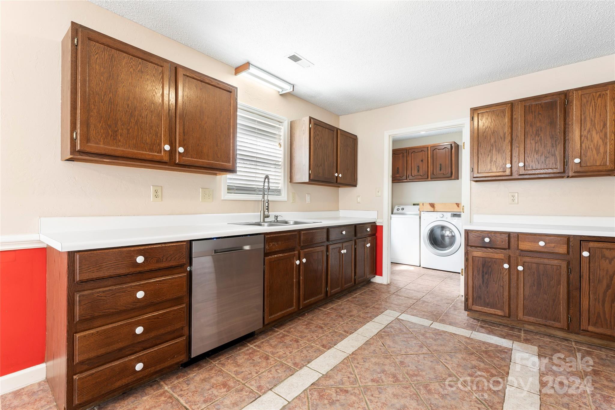 Property image 4 of 2809 Faircroft Way in Sandalwood, Monroe, NC 28110
