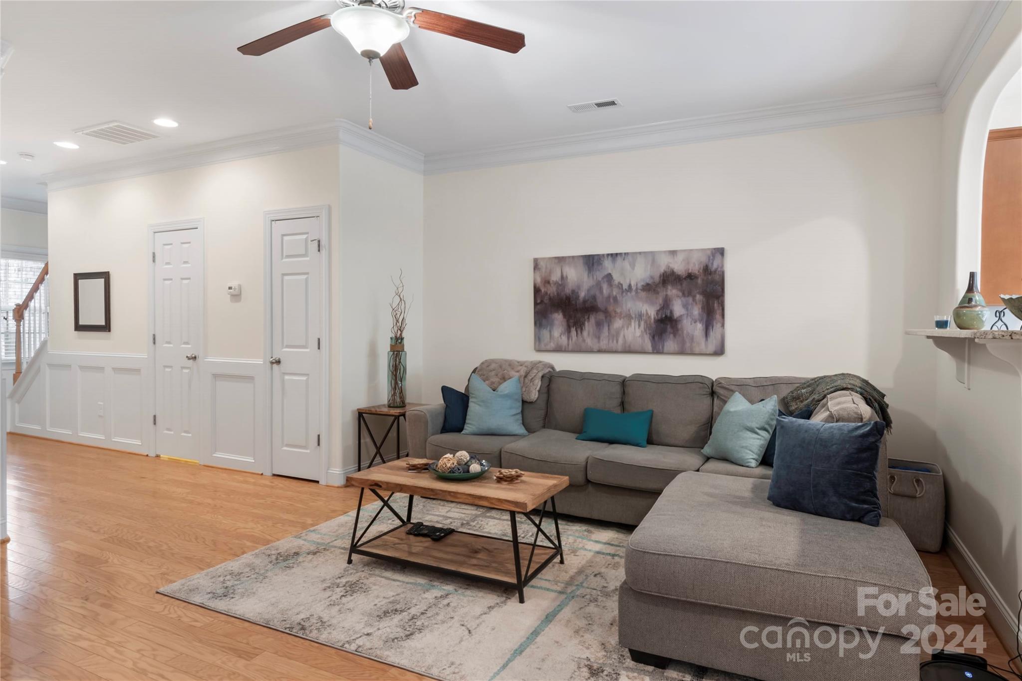 Property image 5 of 1048 Richmond Park Drive in Wyngate Village, Winston Salem, NC 27103