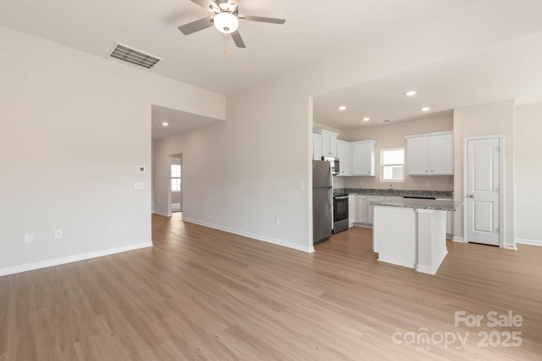 Property image 5 of 3607 Clover Valley Drive in Stagecoach Station, Gastonia, NC 28052