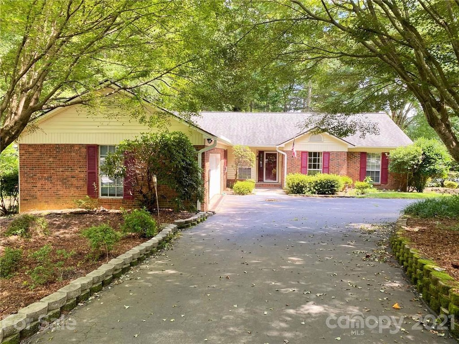 Property image 1 at 1 Pebble Beach Court, Etowah, NC 28729