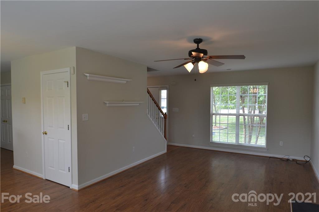Property image 3 of 14316 Menifee Drive in Covington, Huntersville, NC 28078