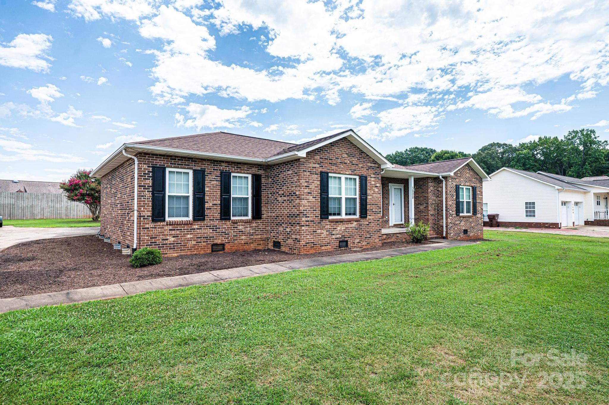 Property image 2 of 3808 River Road in Melrose Place, Hickory, NC 28602