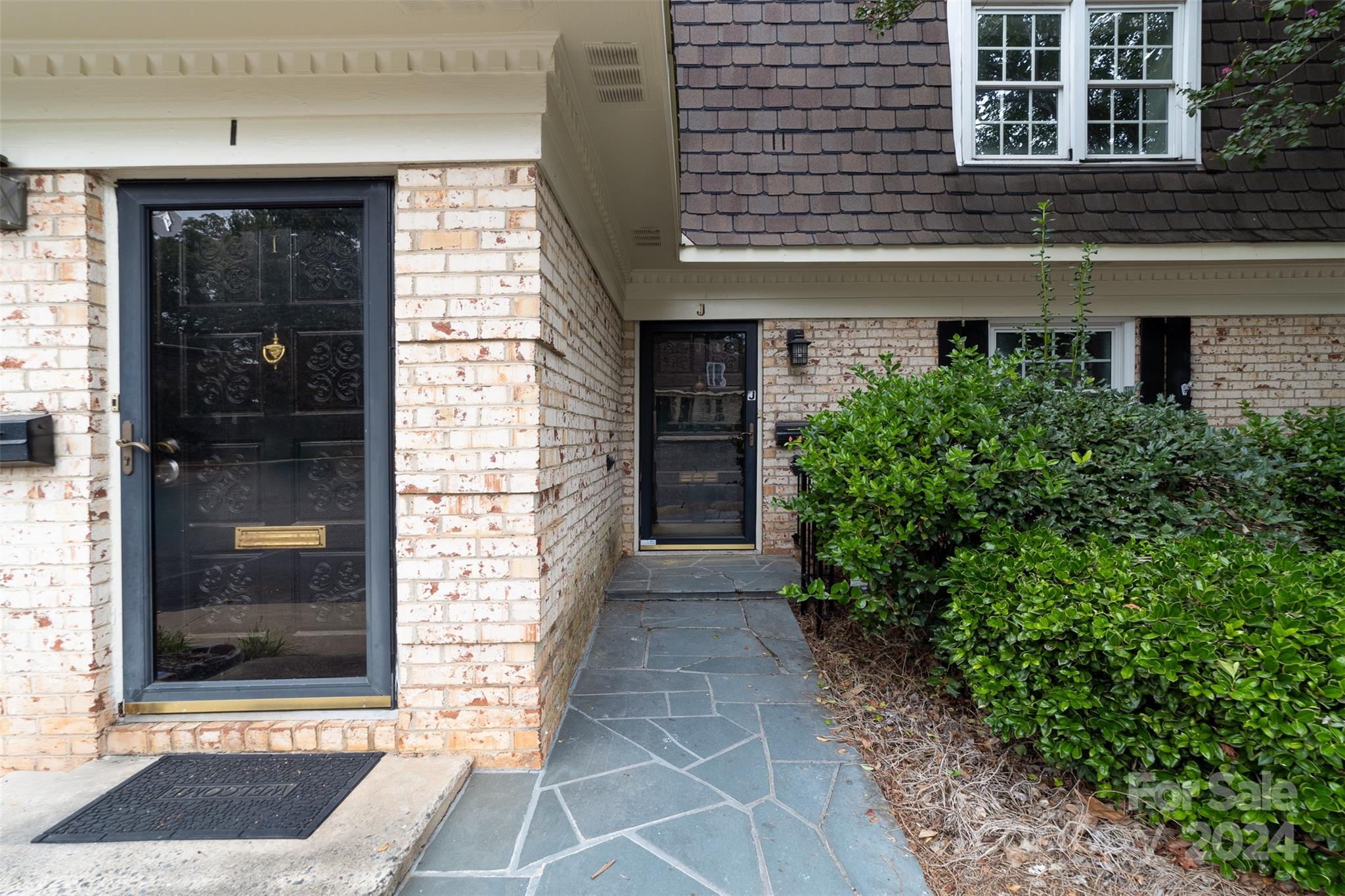 Property image 4 of 3504 Colony Road in Trianon, Charlotte, NC 28211