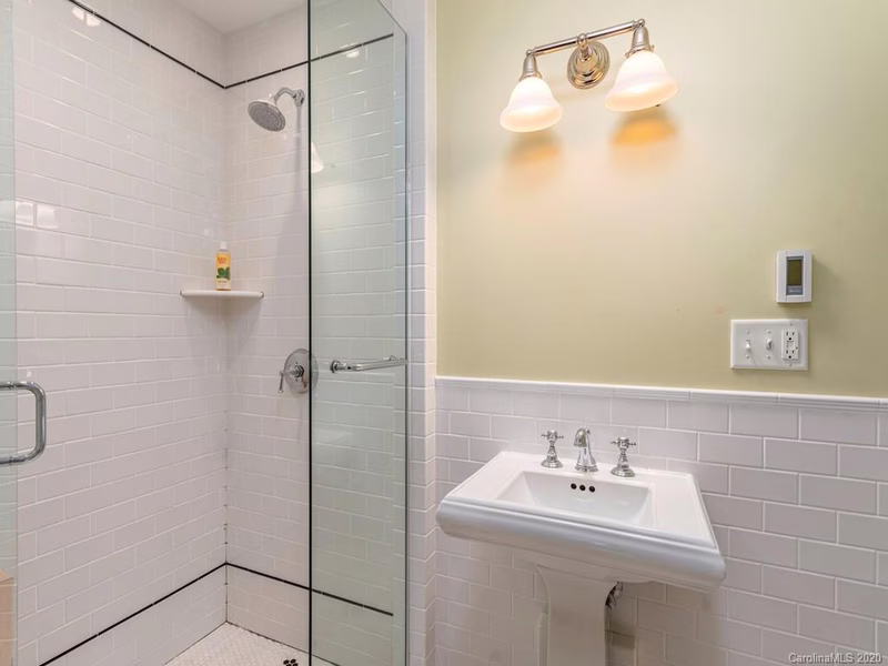 Property image 5 at 10 Albemarle Road, Asheville, NC 28801