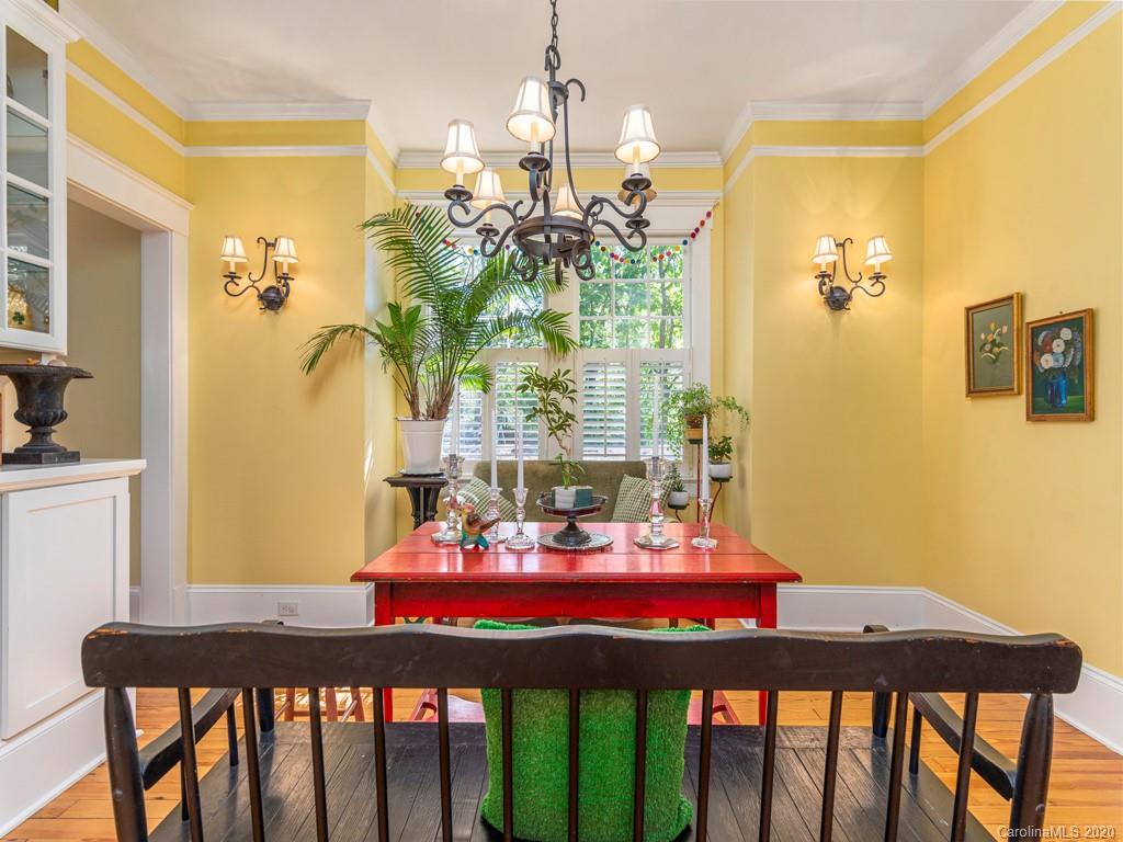 Property image 2 of 10 Albemarle Road in Oak Park, Asheville, NC 28801