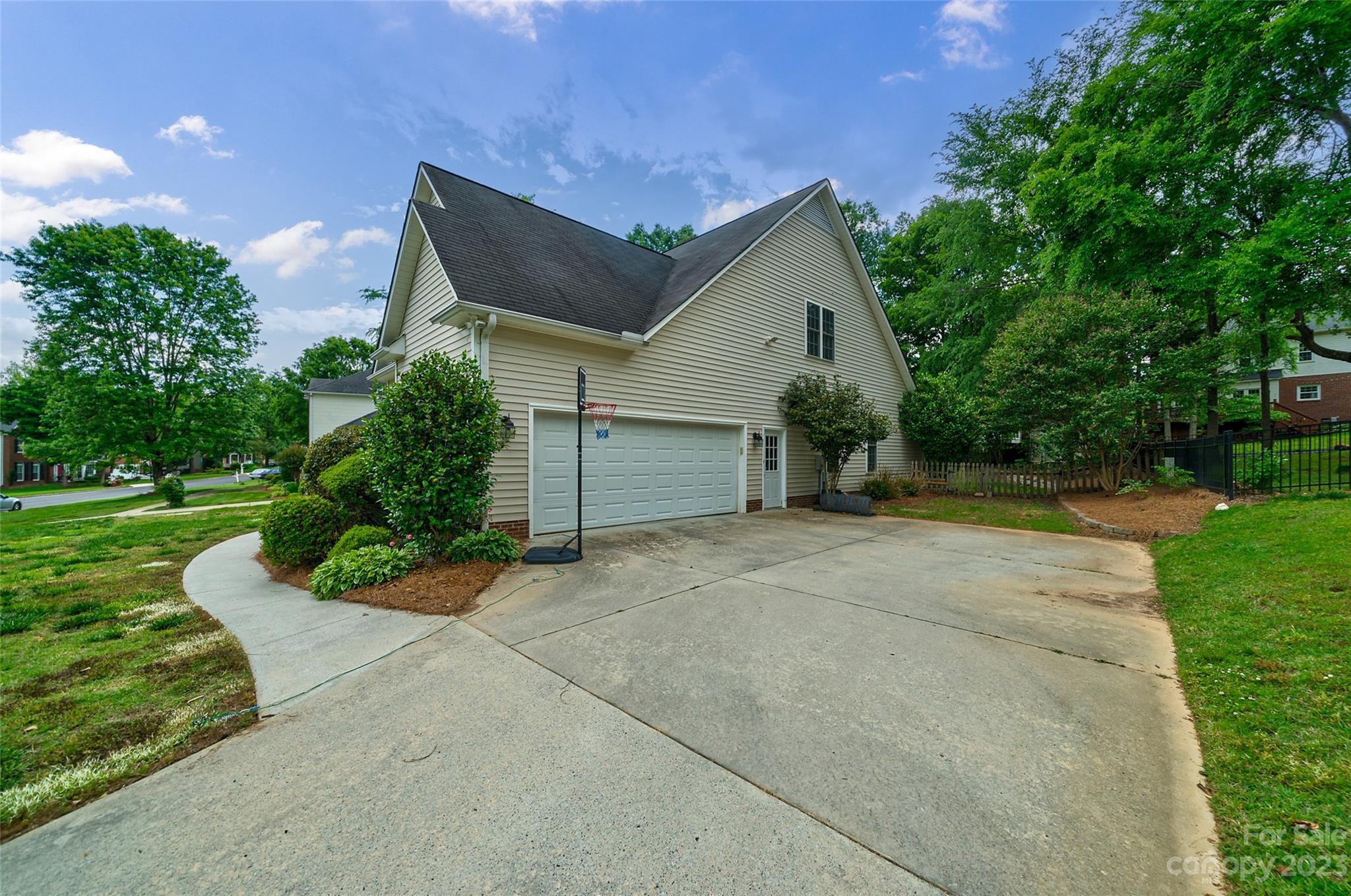 Property image 4 of 2781 Lamplighter Drive in Lantern Green, Kannapolis, NC 28081