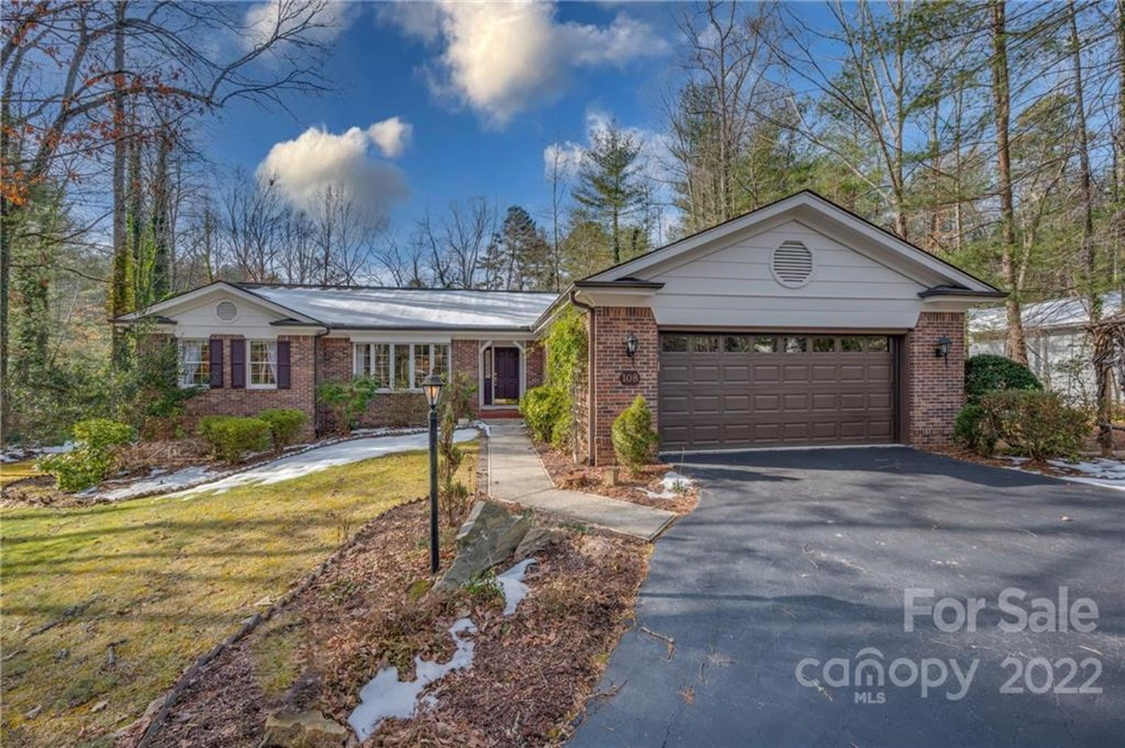 Property image 1 at 108 Camellia Way, Hendersonville, NC 28739