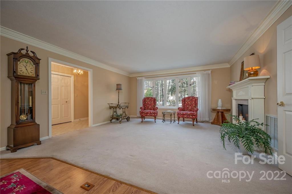 Property image 5 of 108 Camellia Way in Timber Creek, Hendersonville, NC 28739