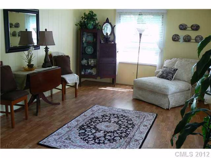 Property image 2 at 6545 Denver Heights Circle, Denver, NC 28037