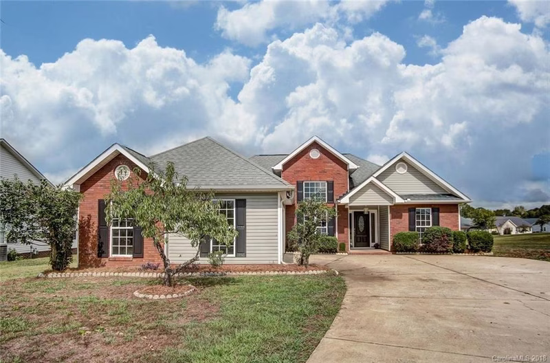105 Lenox Lane