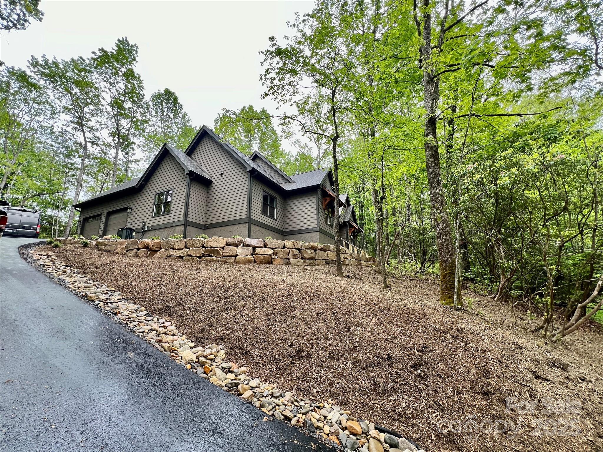 Property image 2 of 435 Soquili Drive in Connestee Falls, Brevard, NC 28712