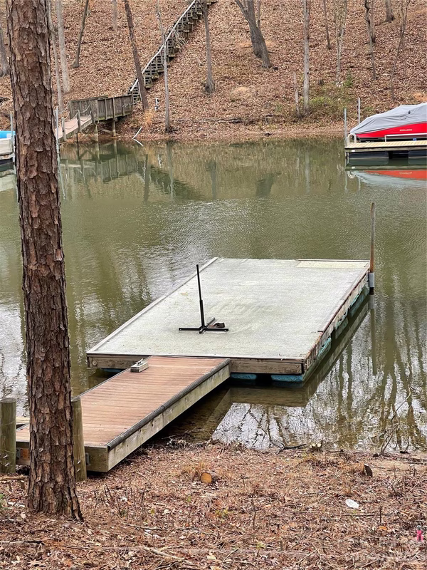 Property image 3 at 390 Stutts Road, Mooresville, NC 28117