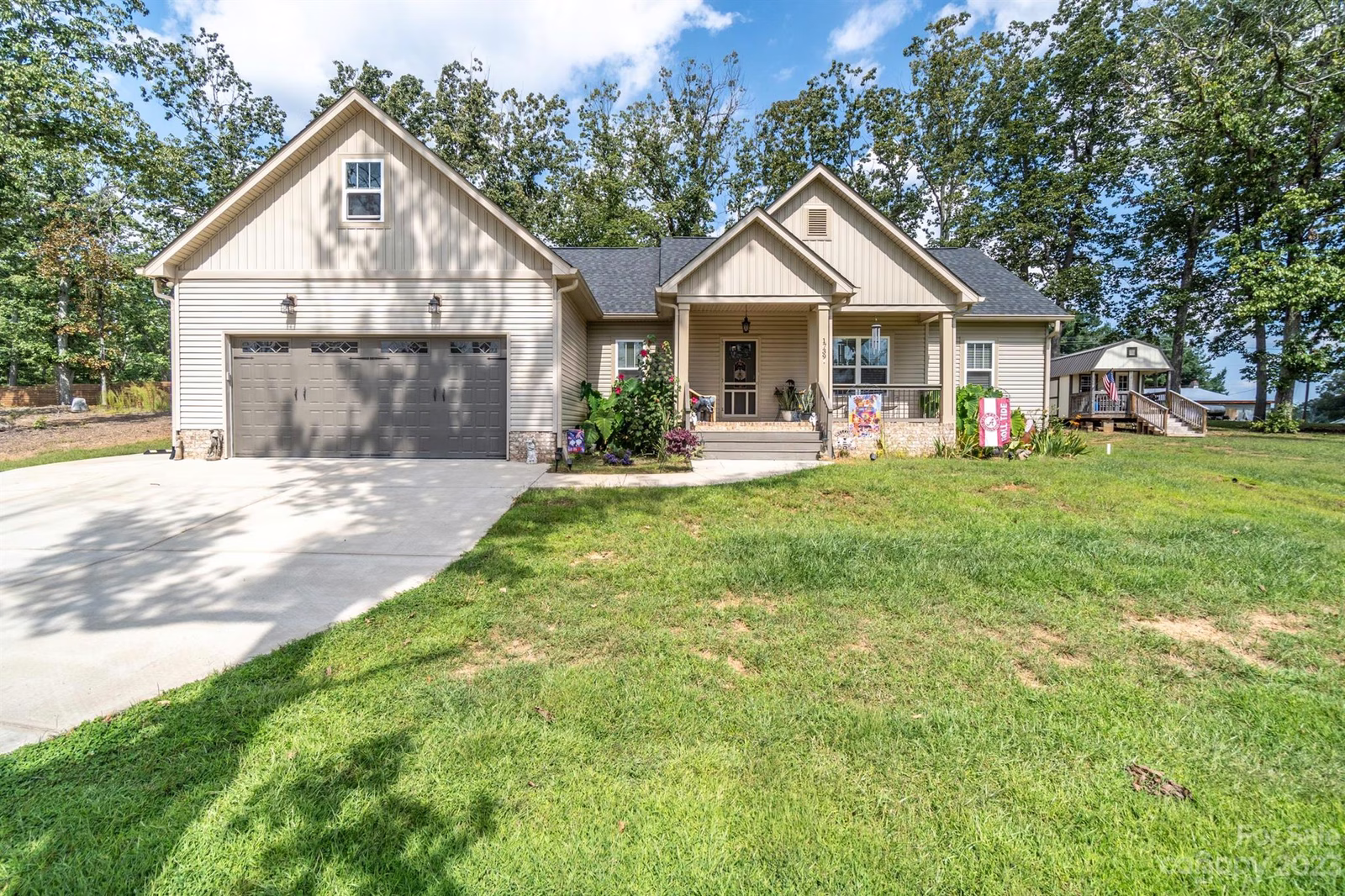 Property image 1 at 1739 Ivey Court, Maiden, NC 28650