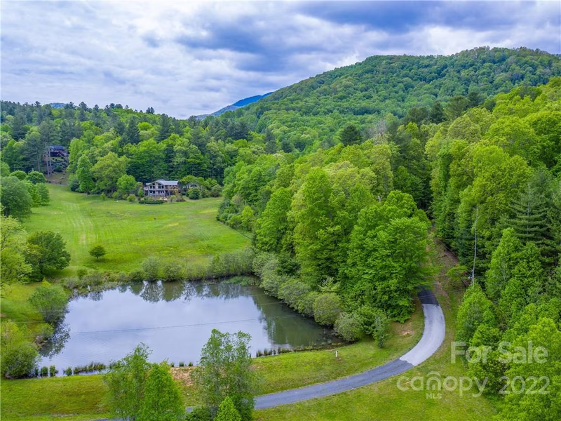 000 Lake Park Road