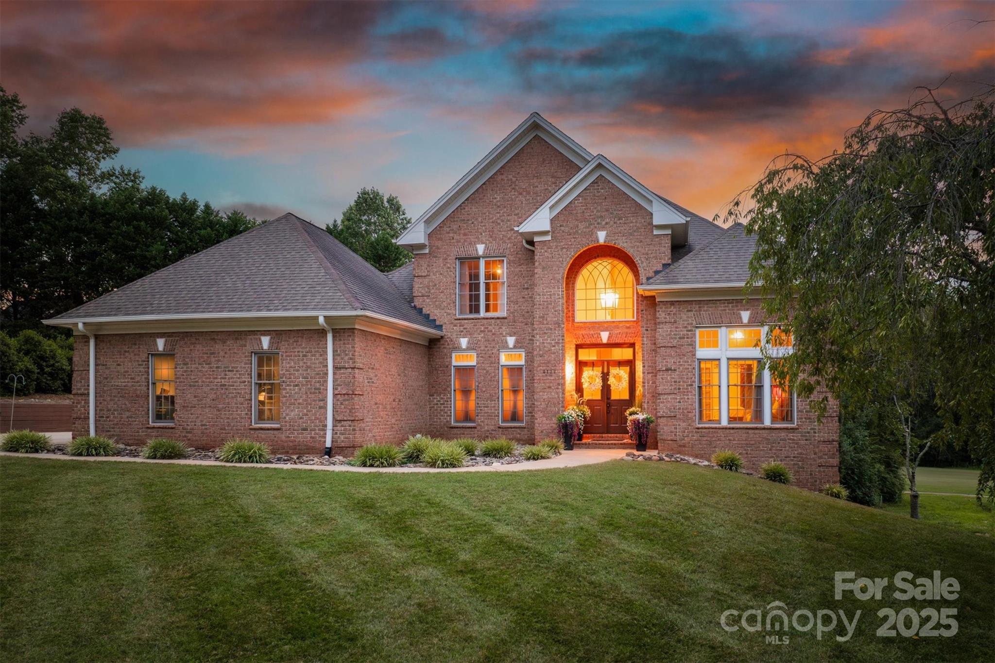 Property image 2 of 4137 Pinecrest Drive in Catawba Springs, Hickory, NC 28601