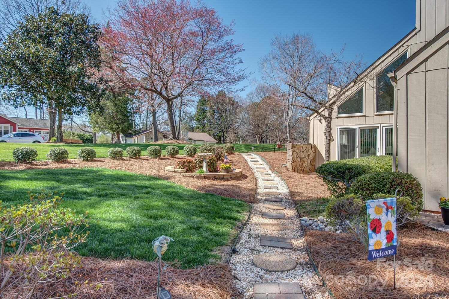 Property image 3 of 3008 Southampton Circle in Southampton, Gastonia, NC 28056
