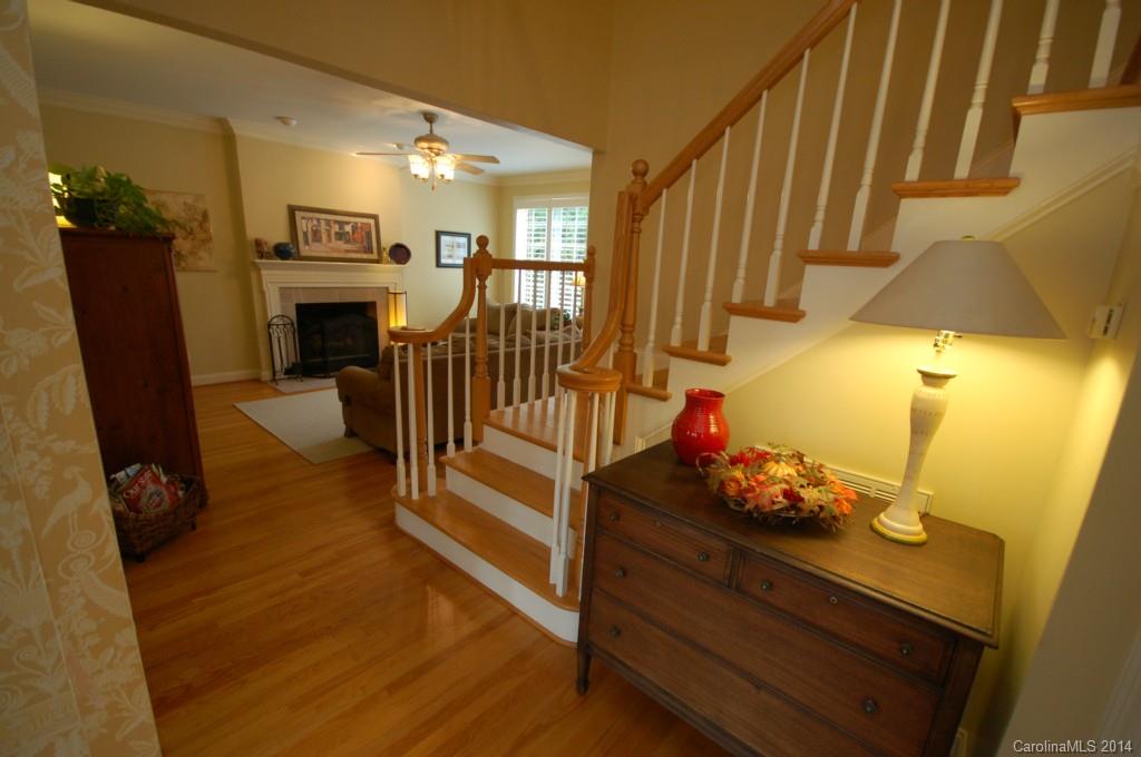 Property image 3 of 2872 Berwick Lane in Glenmoor, Gastonia, NC 28054