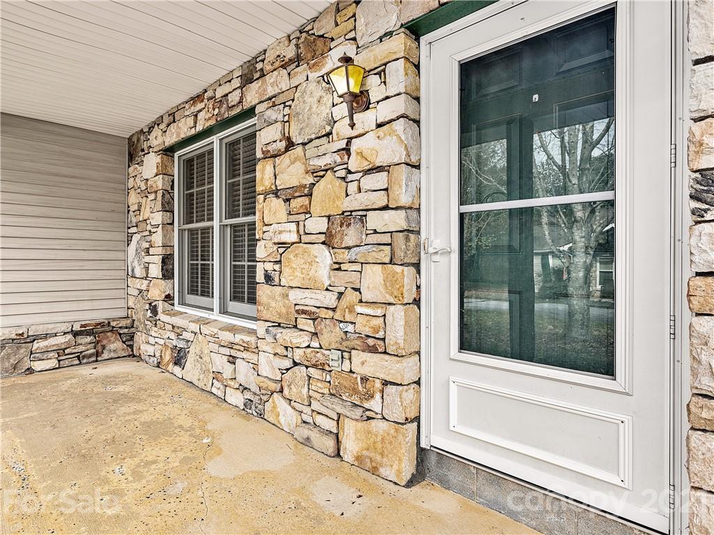 Property image 2 of 412 Pocono Court in The Hills at Averys Creek, Arden, NC 28704