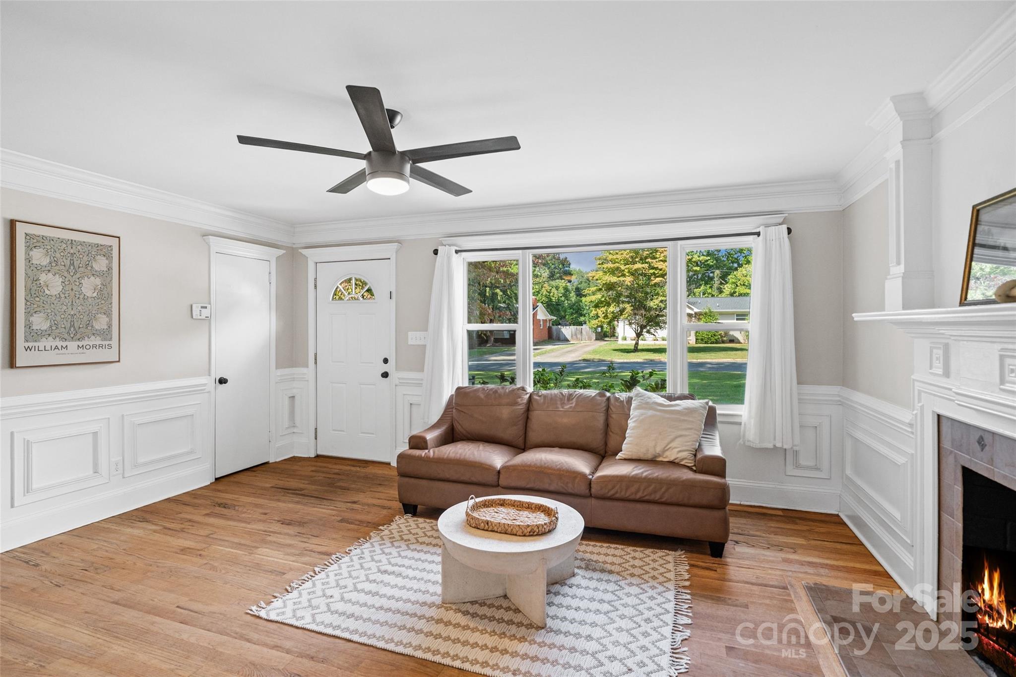 Property image 4 of 2932 Enfield Road in Markham Village, Charlotte, NC 28205