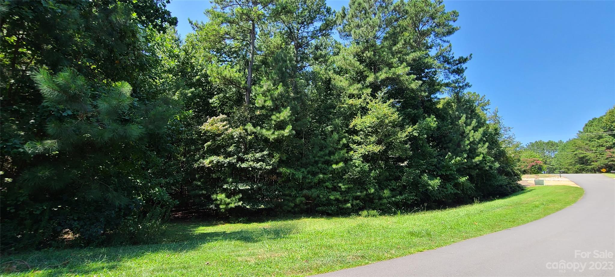 Property image 5 of 108 Blue Ridge Trail in Woodleaf, Mooresville, NC 28117