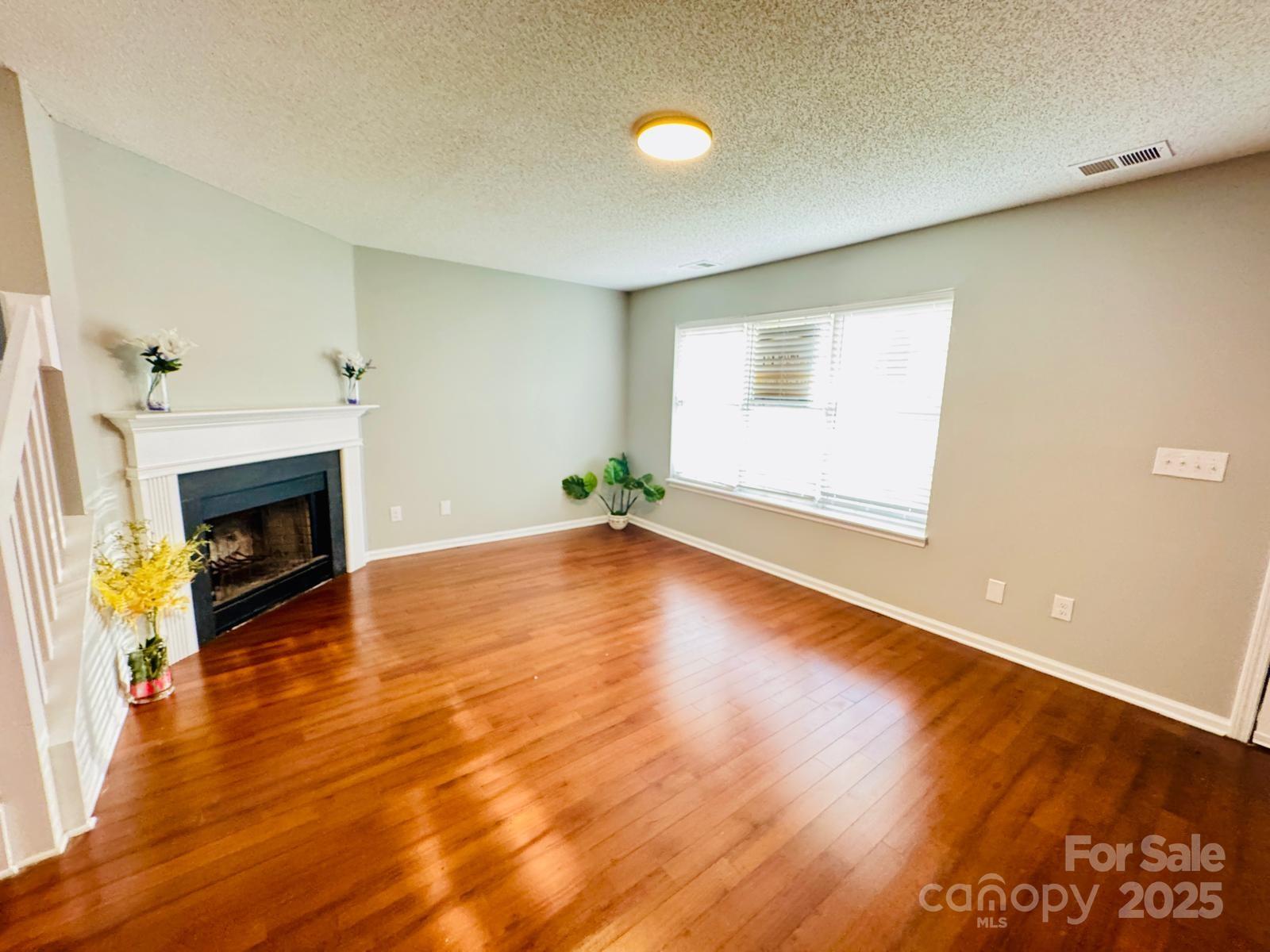 Property image 3 of 3129 Brockhampton Court in Rossmore, Charlotte, NC 28269