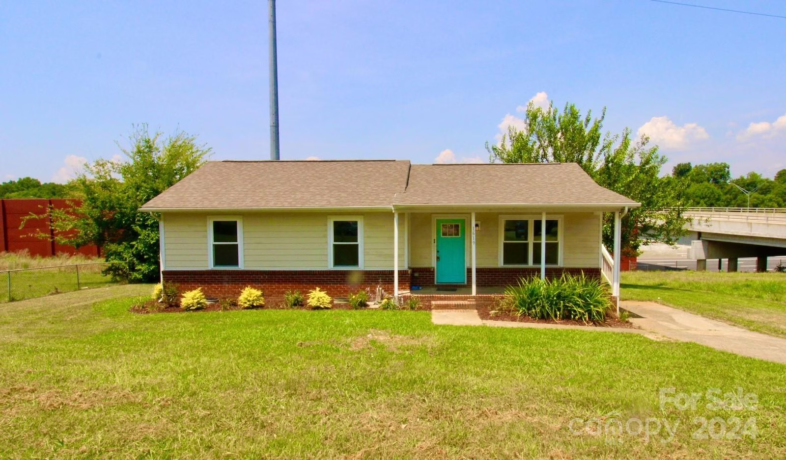 Property image 1 at 1619 Whisnant Street, Charlotte, NC 28206