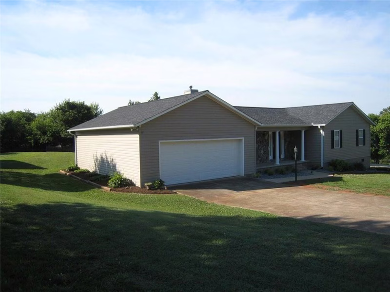 Property image 3 at 3704 Serenity Drive, Hickory, NC 28602