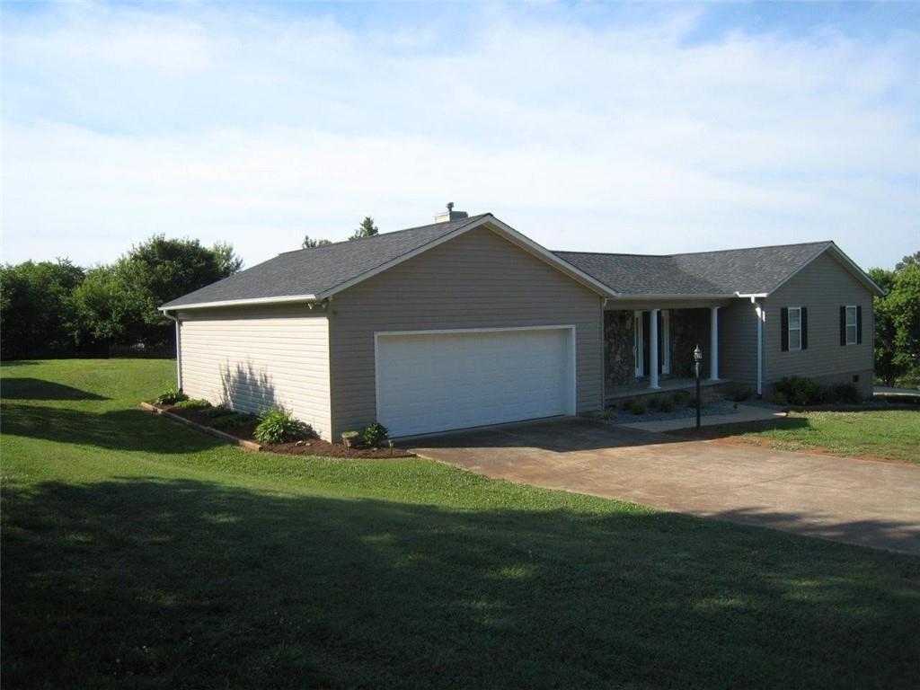 Property image 3 of 3704 Serenity Drive in Melrose Place, Hickory, NC 28602