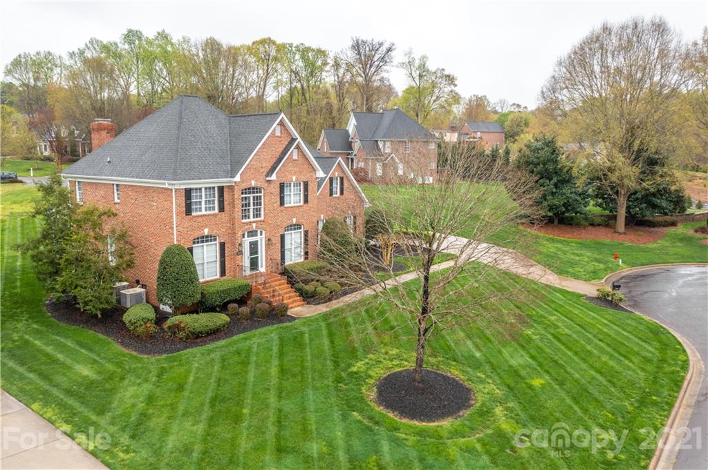 Property image 2 of 2872 Scarborough Court in Glenmoor, Gastonia, NC 28054