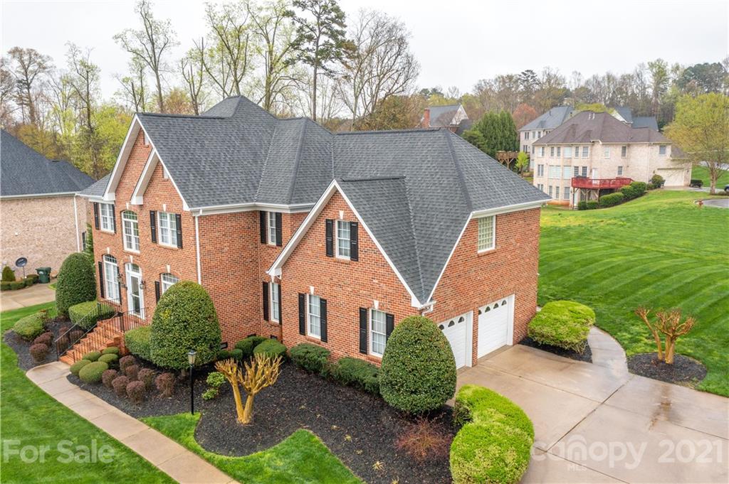 Property image 3 of 2872 Scarborough Court in Glenmoor, Gastonia, NC 28054