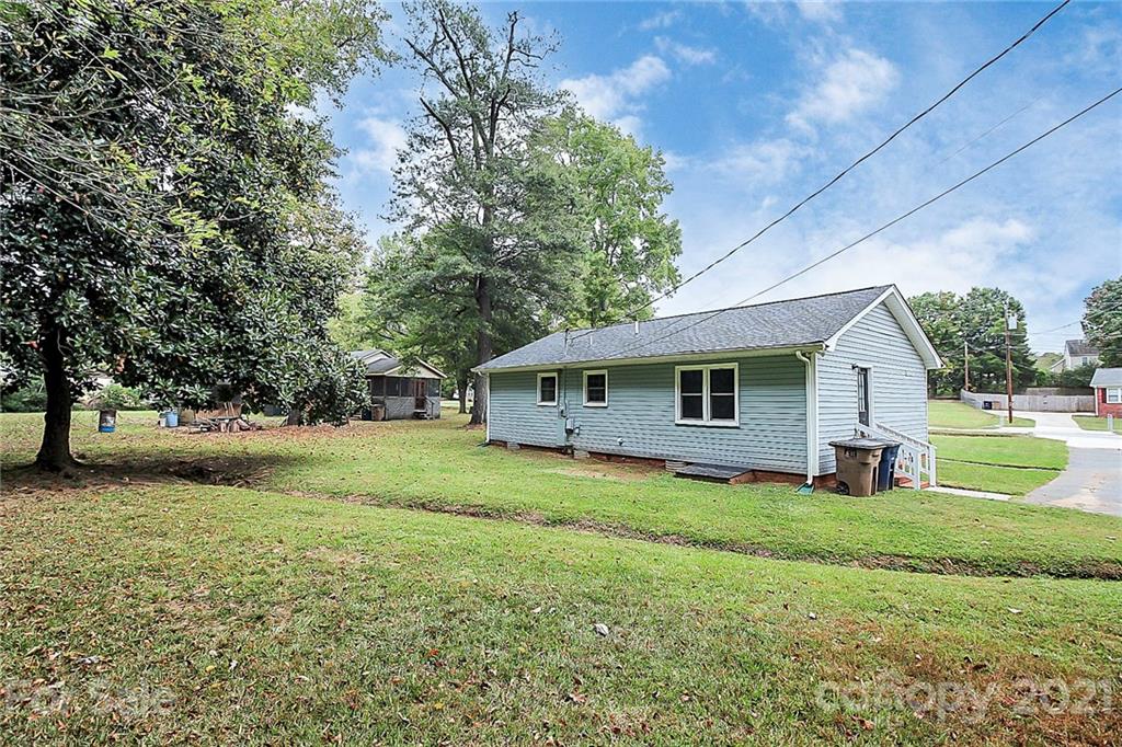 Property image 5 of 200 Grover Moore Place in Indian Trail Park, Indian Trail, NC 28079