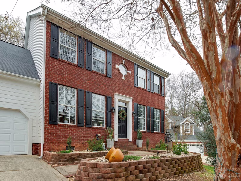 Property image 3 at 6110 Oxwynn Lane, Charlotte, NC 28270