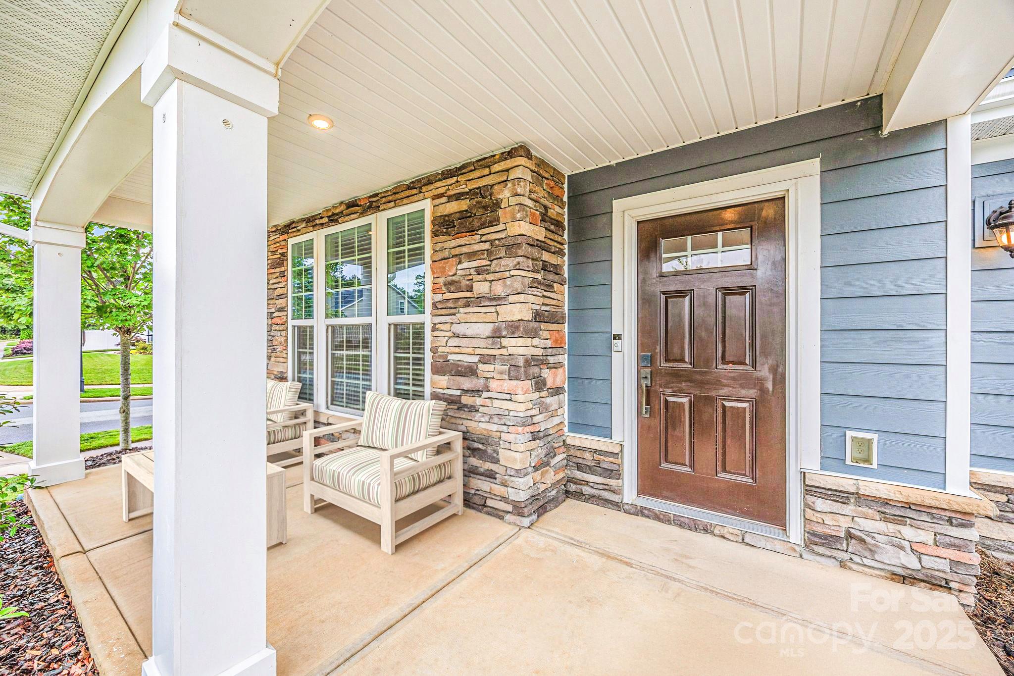 Property image 3 of 12710 Es Draper Drive in Vermillion, Huntersville, NC 28078