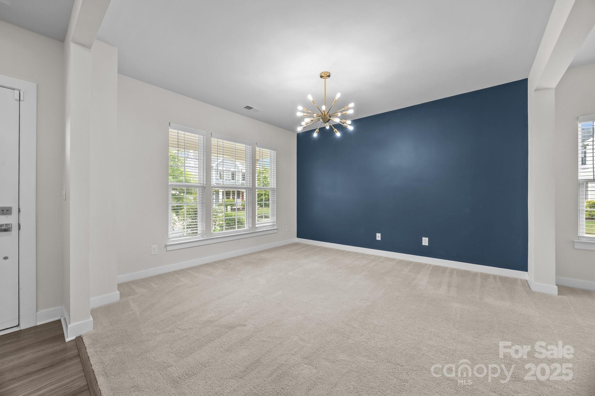 Property image 5 of 12710 Es Draper Drive in Vermillion, Huntersville, NC 28078