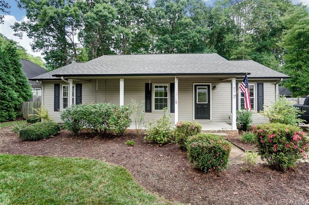 Property image 2 of 276 Mckendree Road in Brookridge Shores, Mooresville, NC 28117
