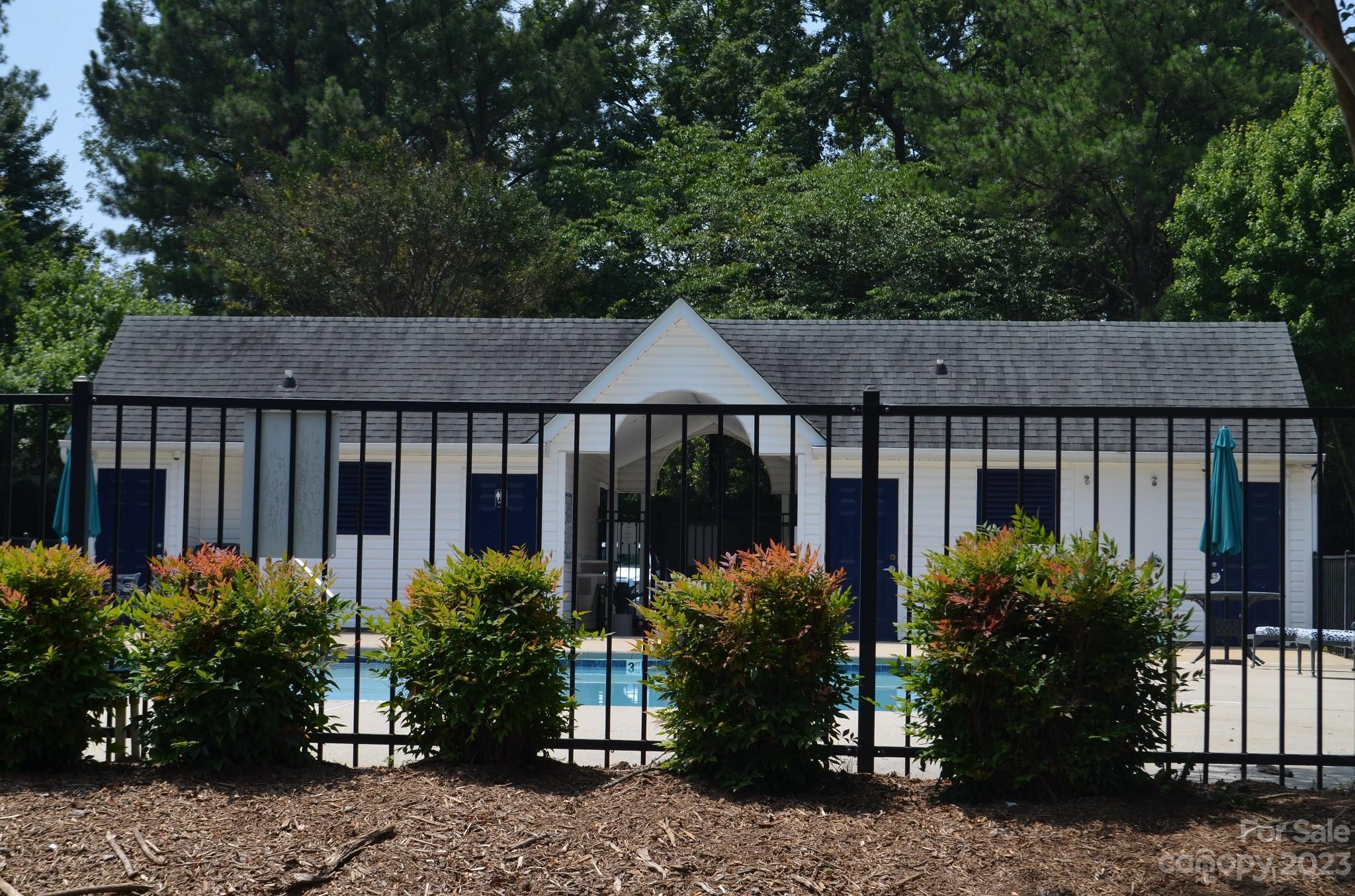 Property image 2 of 8733 Robinson Forest Drive in Tyler Woods, Charlotte, NC 28277