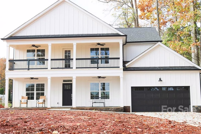 188 Woodstream Circle