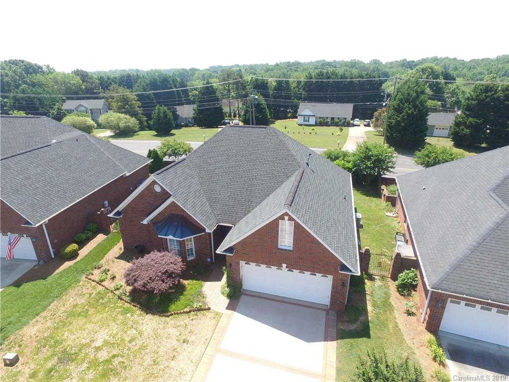 Property image 2 of 1579 Elkhart Circle in Hoffman Place, Gastonia, NC 28054